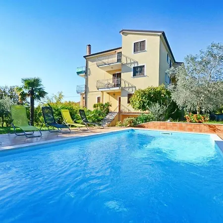 Apartment Family Friendly With A Swimming Pool Valica, - 21926 *