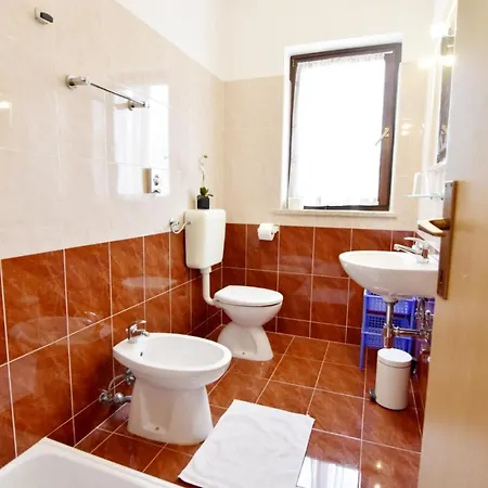 Family Friendly With A Swimming Pool Valica, - 21926 Apartment Umag